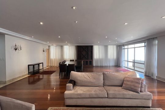 Apartamento à venda com 4 quartos, sendo 3 suítes. Ideal para quem busca conforto e praticidades. — Salas