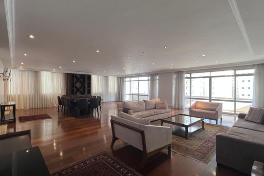 Apartamento à venda com 4 quartos, sendo 3 suítes. Ideal para quem busca conforto e praticidades. — Salas