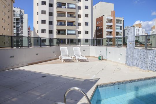 Apartamento à venda em Perdizes com 3 quartos. — Churrasqueira e Piscina