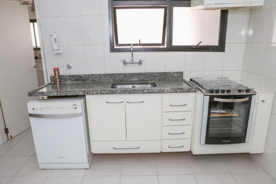 Apartamento à venda em Perdizes com 3 quartos. — Cozinha