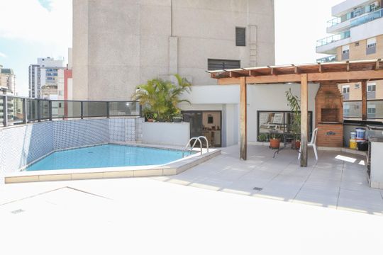 Apartamento à venda em Perdizes com 3 quartos. — Churrasqueira e Piscina