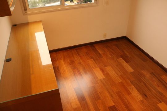 Apartamento à venda, com 137 m², 3 quartos e 3 vagas — Suíte 2