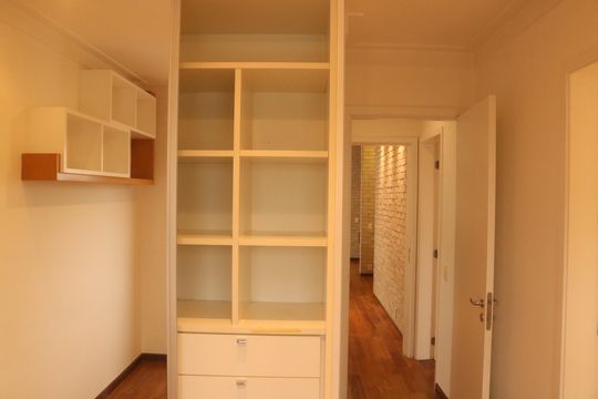 Apartamento à venda, com 137 m², 3 quartos e 3 vagas — Suíte 2