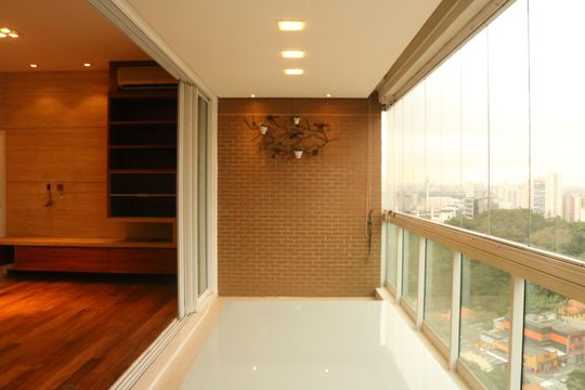 Apartamento à venda, com 137 m², 3 quartos e 3 vagas — Varanda 