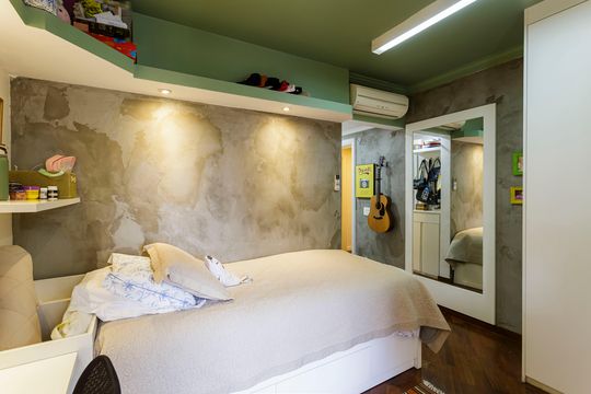 Compra apartamento mobiliado com 3 quartos e varanda. — Suíte 2