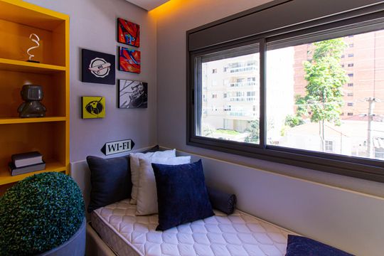 Comprar apartamento mobiliado com 3 quartos, piscina e academia no condomínio. — Suíte 1