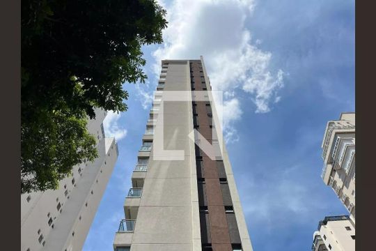 Comprar apartamento mobiliado com 3 quartos, piscina e academia no condomínio. — Fachada