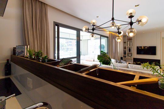 Comprar apartamento mobiliado com 3 quartos, piscina e academia no condomínio. — Cozinha