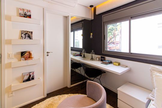 Comprar apartamento mobiliado com 3 quartos, piscina e academia no condomínio. — Suíte 3