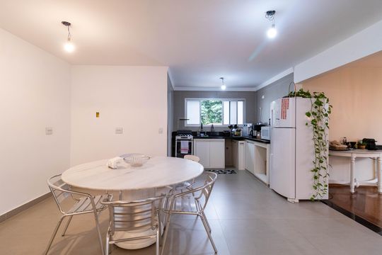 Apartamento à venda, com 196 m², 4 quartos e 3 vagas — Sala de Jantar
