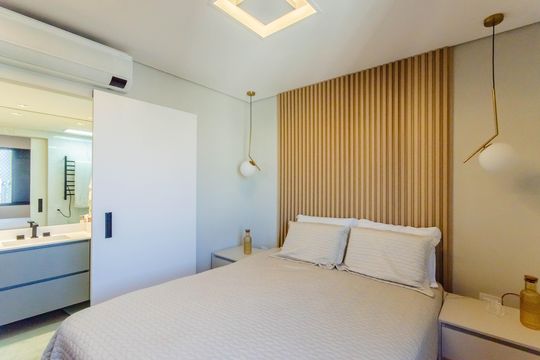 Apartamento mobiliado com 3 quartos, 1 suíte e piscina no condomínio para comprar. — Suíte