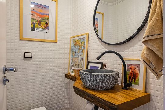 Venda de apartamento mobiliado com 3 quartos, quintal e churrasqueira no condomínio. — Lavabo da Sala 1