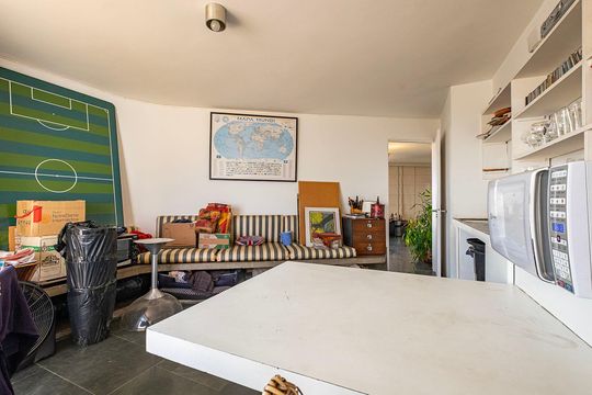 Venda de apartamento mobiliado com 3 quartos, quintal e churrasqueira no condomínio. — Sala 3