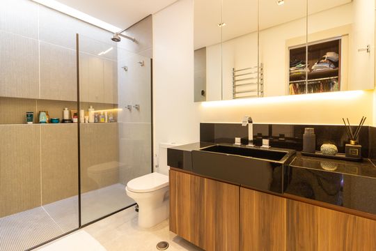 Apartamento com 3 quartos e academia no condomínio para comprar. — Banheiro da Suíte 2