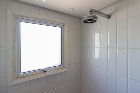 Apartamento com 3 quartos e academia no condomínio para comprar. — Banheiro da Suíte 1