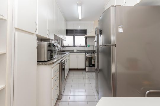Compra apartamento no Brooklin com 3 quartos, closet e academia no condomínio. Pet friendly. — Cozinha