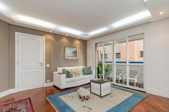 Compra apartamento no Brooklin com 3 quartos, closet e academia no condomínio. Pet friendly. — Sala