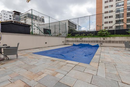 Compra apartamento no Brooklin com 3 quartos, closet e academia no condomínio. Pet friendly. — Área comum