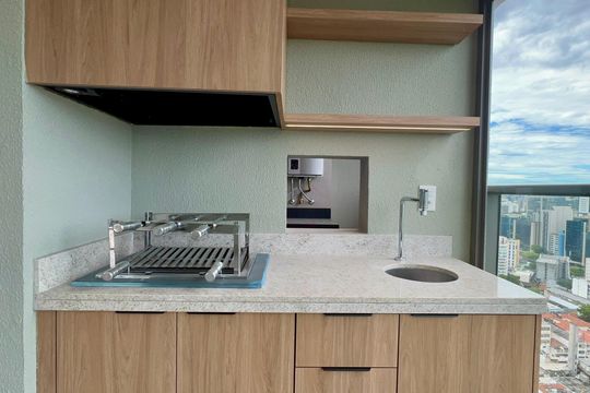 Apartamento com varanda, 2 quartos, churrasqueira e academia no condomínio para comprar. — Varanda