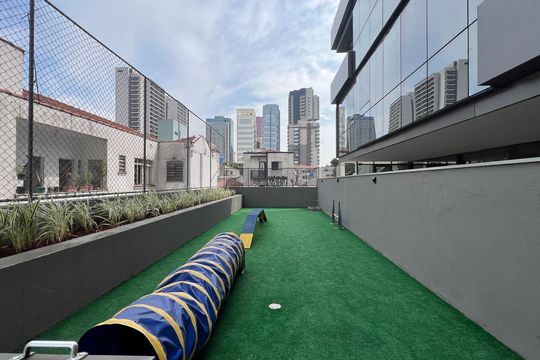 Apartamento com varanda, 2 quartos, churrasqueira e academia no condomínio para comprar. — Petplace