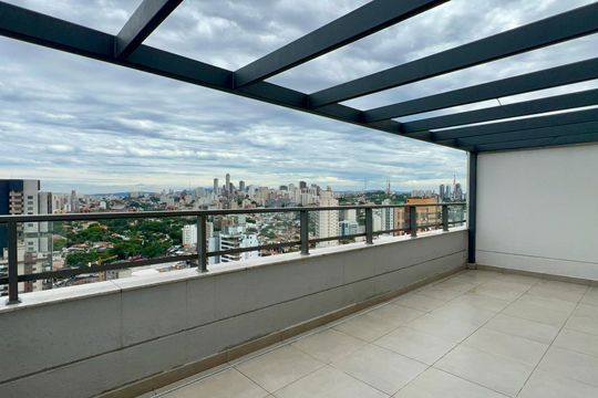 Apartamento com varanda, 2 quartos, churrasqueira e academia no condomínio para comprar. — Varanda