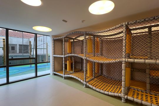 Apartamento com varanda, 2 quartos, churrasqueira e academia no condomínio para comprar. — Brinquedoteca