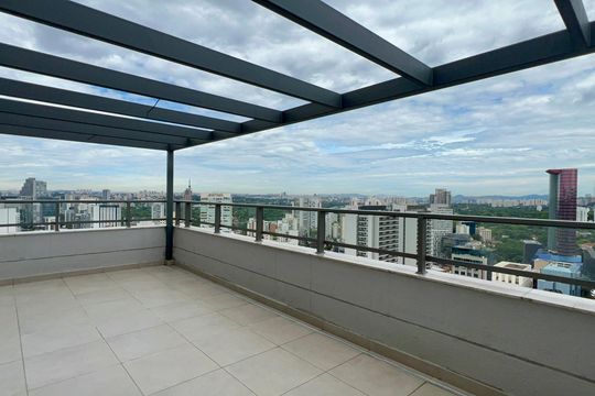 Apartamento com varanda, 2 quartos, churrasqueira e academia no condomínio para comprar. — Varanda