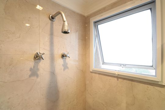 Apartamento para comprar na Vila Leopoldina: 3 suítes, varanda, piscina e churrasqueira. — Banheiro da Suíte 3