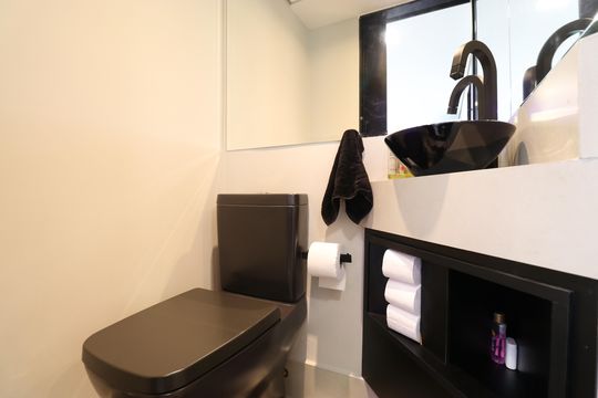 Apartamento para comprar na Vila Leopoldina: 3 suítes, varanda, piscina e churrasqueira. — Lavabo 2