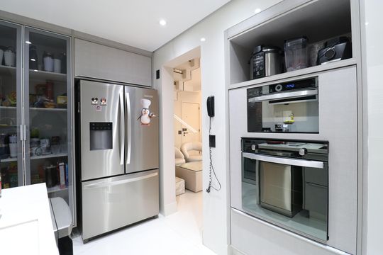 Apartamento para comprar na Vila Leopoldina: 3 suítes, varanda, piscina e churrasqueira. — Cozinha