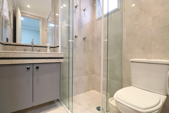 Apartamento para comprar na Vila Leopoldina: 3 suítes, varanda, piscina e churrasqueira. — Banheiro da Suíte 3