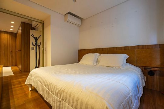 Apartamento no Jardim Paulista com 2 quartos, ideal para comprar e viver em São Paulo. — Suíte