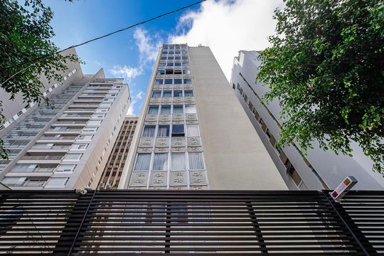 Apartamento no Jardim Paulista com 2 quartos, ideal para comprar e viver em São Paulo. — Fachada
