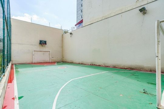 Comprar apartamento com 3 quartos, 1 suíte, closet e academia no condomínio. — Quadra