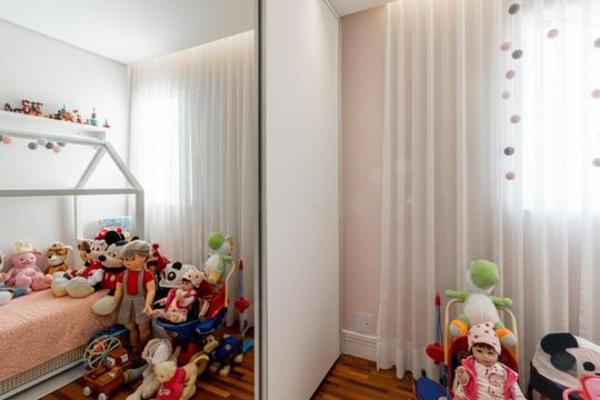 Comprar apartamento com 3 quartos, 1 suíte, closet e academia no condomínio. — Quarto