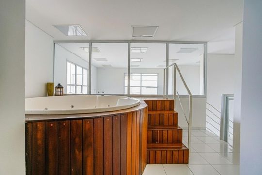 Comprar apartamento com 3 quartos, 1 suíte, closet e academia no condomínio. — Banheiro