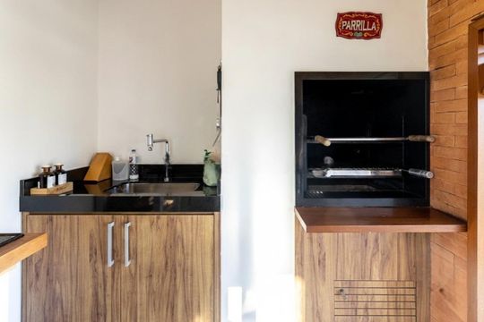 Comprar apartamento com 3 quartos, 1 suíte, closet e academia no condomínio. — Churrasqueira
