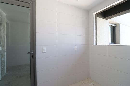 Apartamento à venda, com 396 m², 4 quartos e 4 vagas — Área de Serviço
