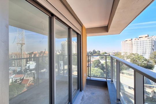 Apartamento à venda, com 396 m², 4 quartos e 4 vagas — Varanda da Suíte 1
