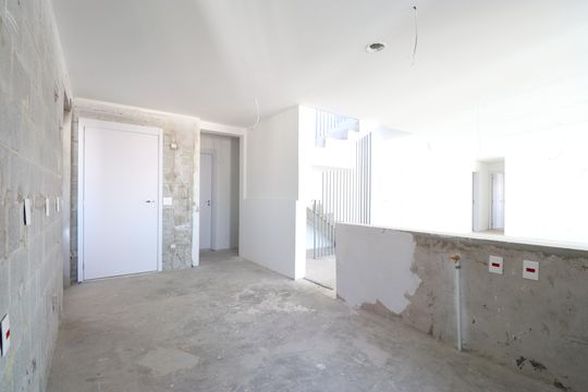 Apartamento à venda, com 396 m², 4 quartos e 4 vagas — Cozinha