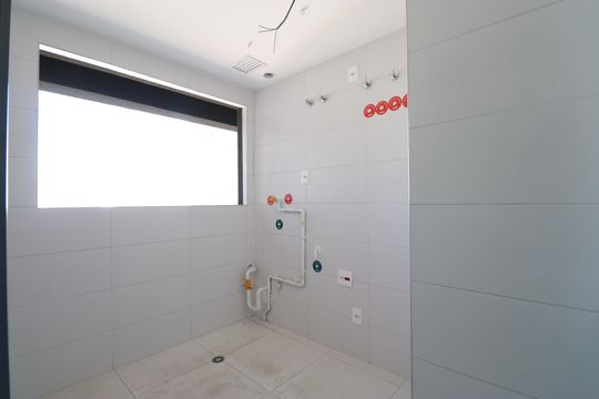 Apartamento à venda, com 396 m², 4 quartos e 4 vagas — Área de Serviço