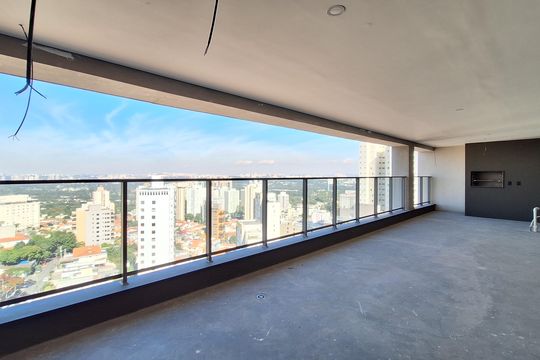 Apartamento à venda, com 396 m², 4 quartos e 4 vagas — Varanda