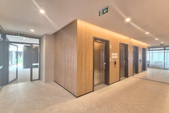 Apartamento à venda, com 396 m², 4 quartos e 4 vagas — Área comum