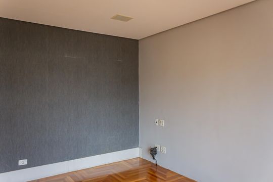Apartamento mobiliado em Perdizes, 2 quartos, 1 suíte, academia no condomínio. Ideal para comprar. — Suíte