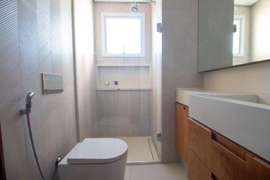 Compra apartamento no Brooklin, 1 quarto. — Banheiro do Quarto 3