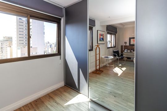 Comprar apartamento em Perdizes com piscina, churrasqueira e varanda gourmet. Três suítes. — Suíte 1
