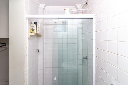 Comprar apartamento em Perdizes com piscina, churrasqueira e varanda gourmet. Três suítes. — Área de Serviço