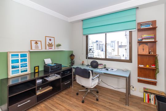Comprar apartamento em Perdizes com piscina, churrasqueira e varanda gourmet. Três suítes. — Suíte 3