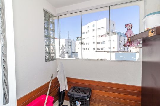 Comprar apartamento em Perdizes com piscina, churrasqueira e varanda gourmet. Três suítes. — Cobertura