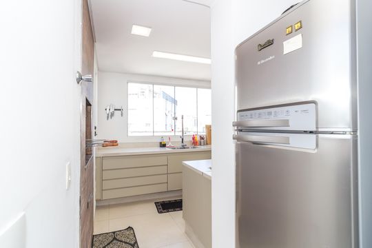 Comprar apartamento em Perdizes com piscina, churrasqueira e varanda gourmet. Três suítes. — Cobertura